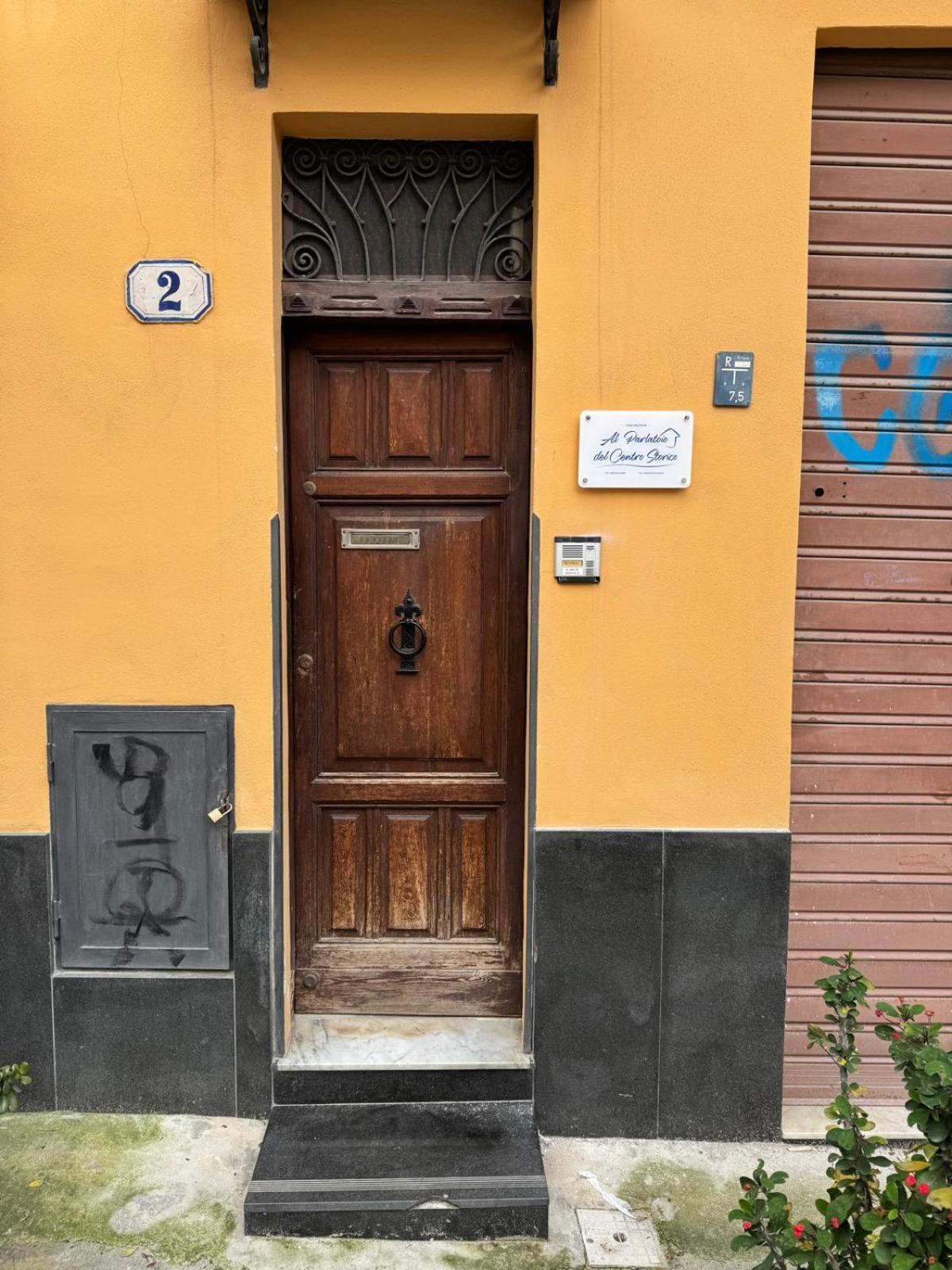 Апартаменти Al Parlatoio Del Centro Storico Палермо Екстер'єр фото